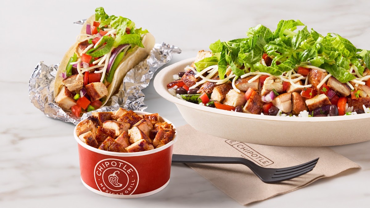 Chipotle Mexican Grill Photo 8
